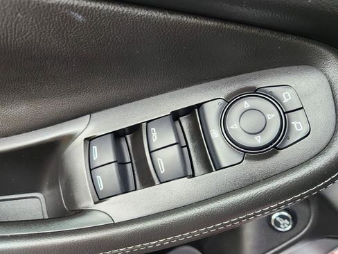 Used 2023 Buick Encore GX Select w/ Sport Touring Package image 29