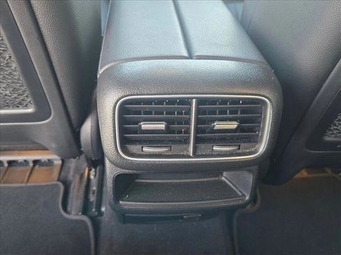 Used 2020 Mercedes-Benz GLE 350 image 12