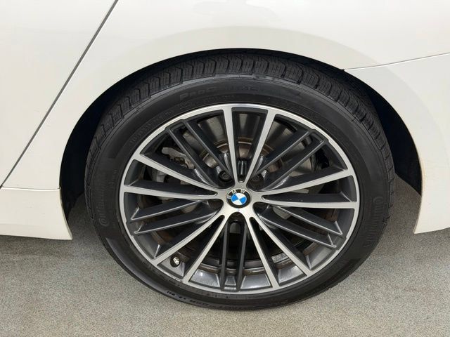 Used 2022 BMW 540i xDrive w/ Executive Package AWD/4WD image 32