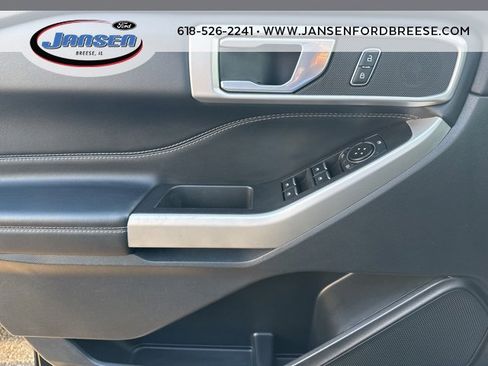 Used 2023 Ford Explorer XLT w/ Equipment Group 202A image 18