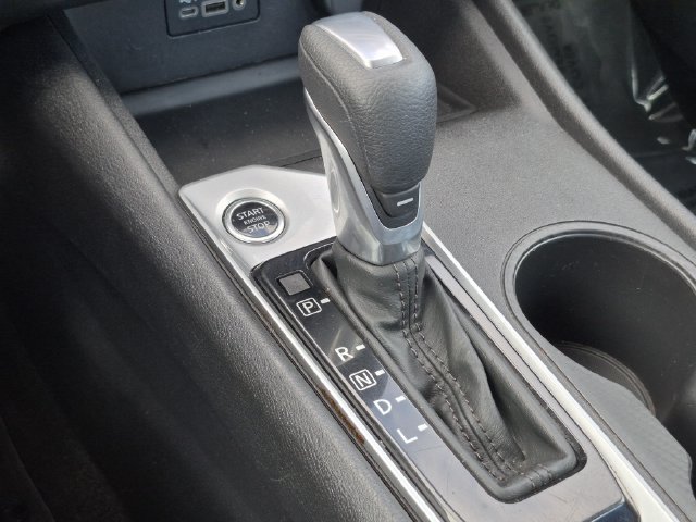 Used 2025 Nissan Altima 2.5 SV AWD/4WD image 19