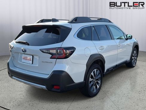 Used 2023 Subaru Outback Limited AWD/4WD image 6