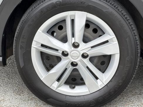 Used 2023 Nissan Kicks S w/ Interior Electronics Package FWD image 25