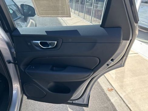 Certified 2025 Volvo XC60 B5 Plus AWD/4WD image 12
