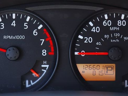 Used 2018 Nissan Frontier SV RWD image 42