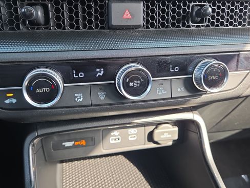 Used 2025 Honda CR-V EX image 30