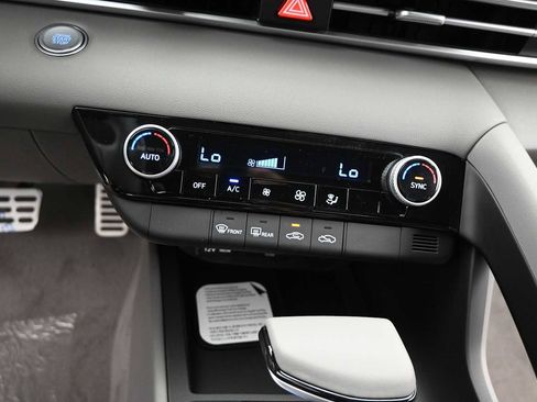 New 2026 Hyundai Elantra Sport FWD image 19