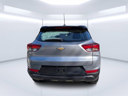 Used 2023 Chevrolet TrailBlazer LS image 4