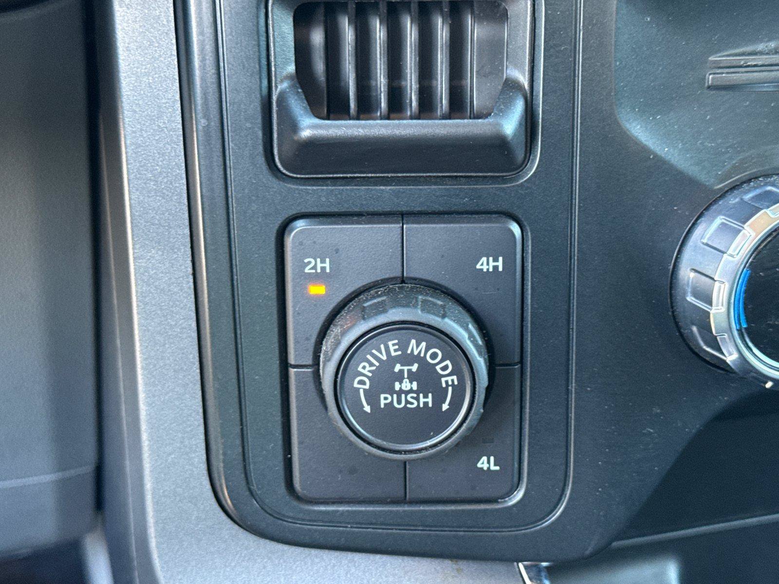 Used 2025 Ford F150 XLT w/ Equipment Group 301A Standard AWD/4WD image 30