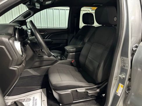 Used 2023 Chevrolet Colorado LT w/ LT Convenience Package image 17