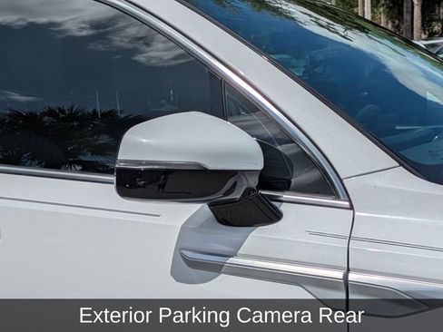 Used 2024 Kia Sorento EX w/ Panoramic Sunroof Package FWD image 13