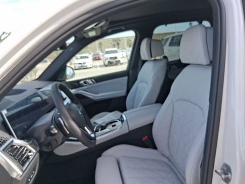 New 2026 BMW X5 xDrive40i w/ Climate Comfort Package AWD/4WD image 14