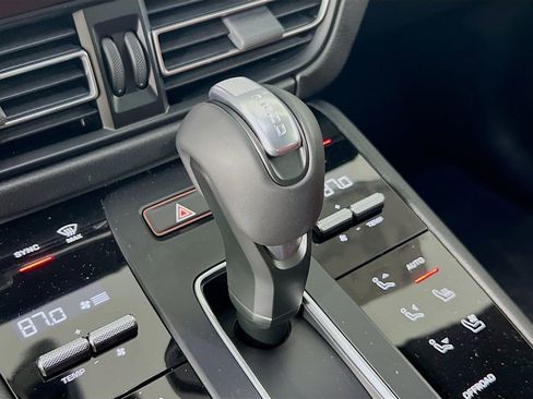 New 2026 Porsche Macan S image 19