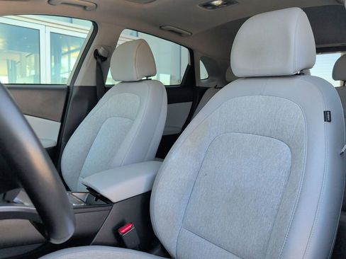 Certified 2023 Hyundai Kona SEL w/ Cargo Package FWD image 9