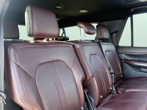 Used 2023 Ford Expedition Max Limited image 46