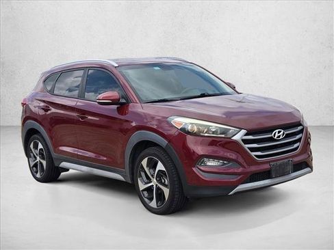 Used 2018 Hyundai Tucson Sport FWD image 3