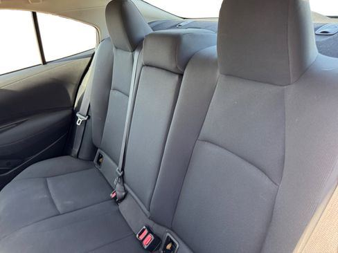 Used 2022 Toyota Corolla LE FWD image 16