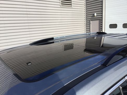 Used 2024 GMC Acadia Denali w/ Super Cruise Package image 5