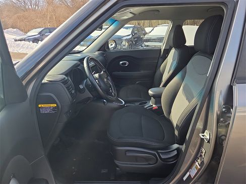 Used 2017 Kia Soul + w/ UVO Package image 14