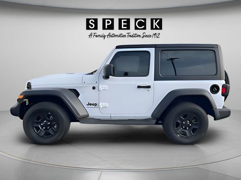 Used 2023 Jeep Wrangler Sport AWD/4WD image 2