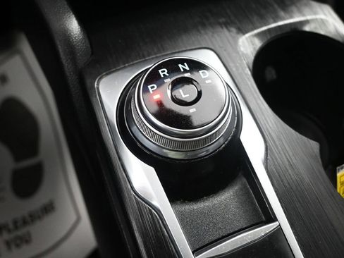 Used 2020 Ford Escape SEL image 23