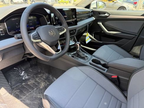 New 2026 Volkswagen Jetta SE FWD image 14