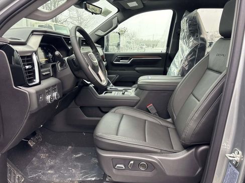 New 2026 GMC Sierra 3500 Denali w/ Denali Reserve Package AWD/4WD image 8