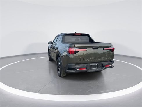 Certified 2025 Hyundai Santa Cruz SEL image 6