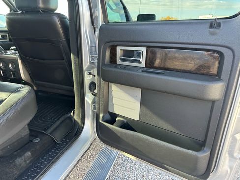 Used 2013 Ford F150 Platinum image 22