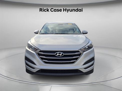 Used 2016 Hyundai Tucson SE image 3