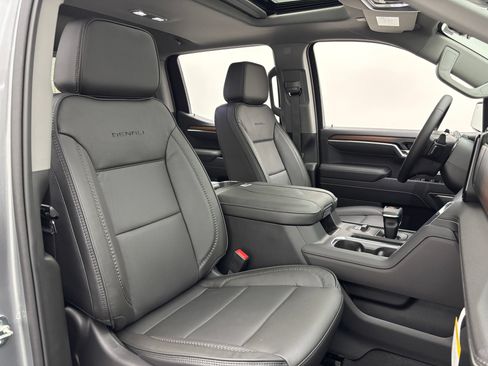 New 2026 GMC Sierra 1500 Denali AWD/4WD image 38