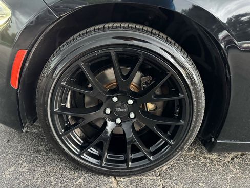 Used 2016 Dodge Charger R/T RWD image 6