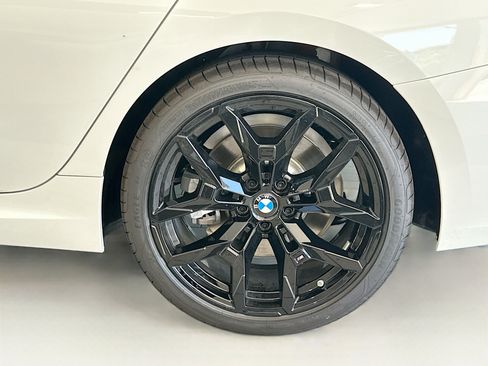 New 2026 BMW 330i Sedan w/ M Sport Package RWD image 23