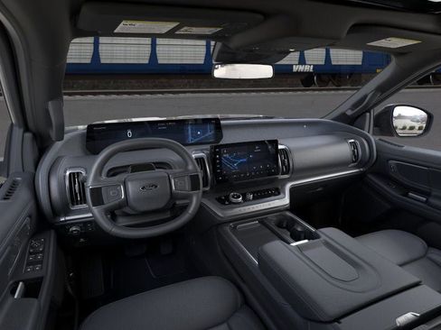 New 2026 Ford Expedition Platinum AWD/4WD image 16