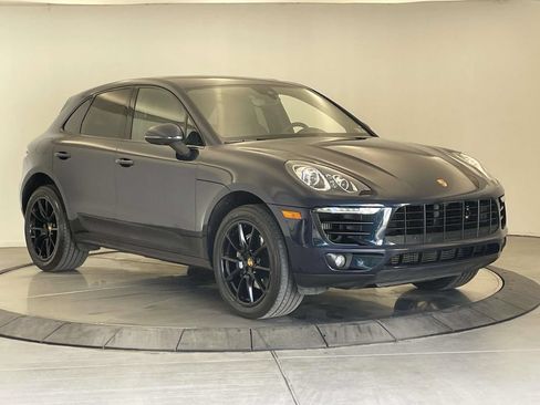 Used 2018 Porsche Macan S AWD/4WD image 9