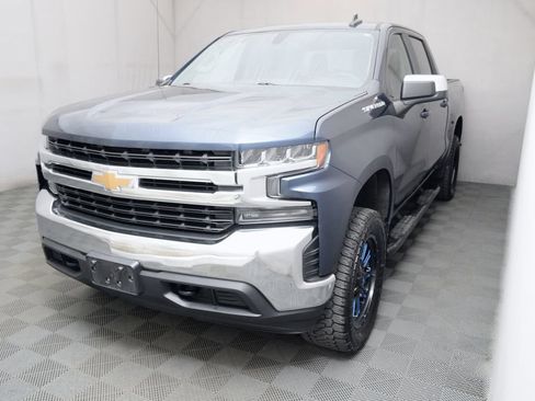 Used 2020 Chevrolet Silverado 1500 LT AWD/4WD image 1