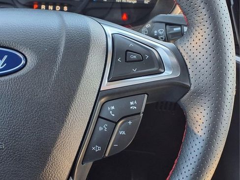 Used 2023 Ford Edge ST-Line AWD/4WD image 27
