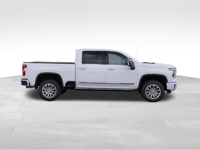 New 2026 Chevrolet Silverado 2500 High Country w/ High Country Premium Package AWD/4WD image 3