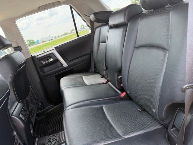 Used 2023 Toyota 4Runner Limited AWD/4WD image 31