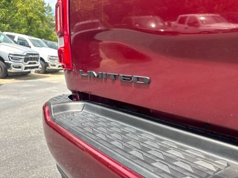 Used 2024 RAM 3500 Limited w/ Towing Technology Group AWD/4WD image 44