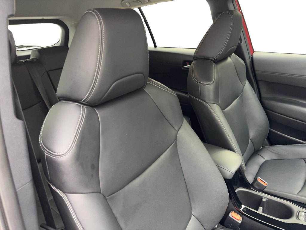 Used 2024 Toyota Corolla Cross XLE w/ Convenience Package AWD/4WD image 47