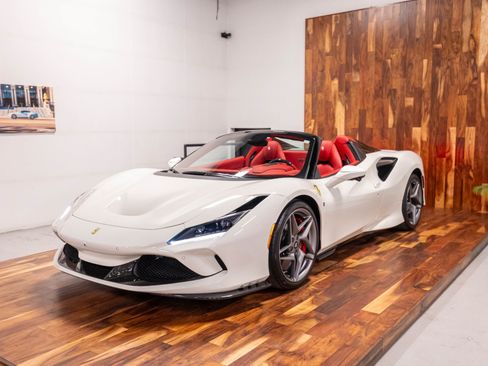 Used 2021 Ferrari F8 Tributo RWD image 71