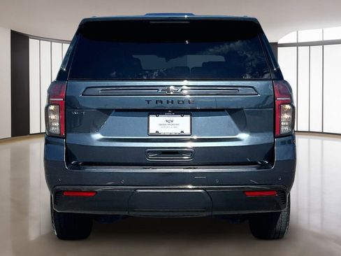Used 2021 Chevrolet Tahoe Z71 w/ Luxury Package AWD/4WD image 4
