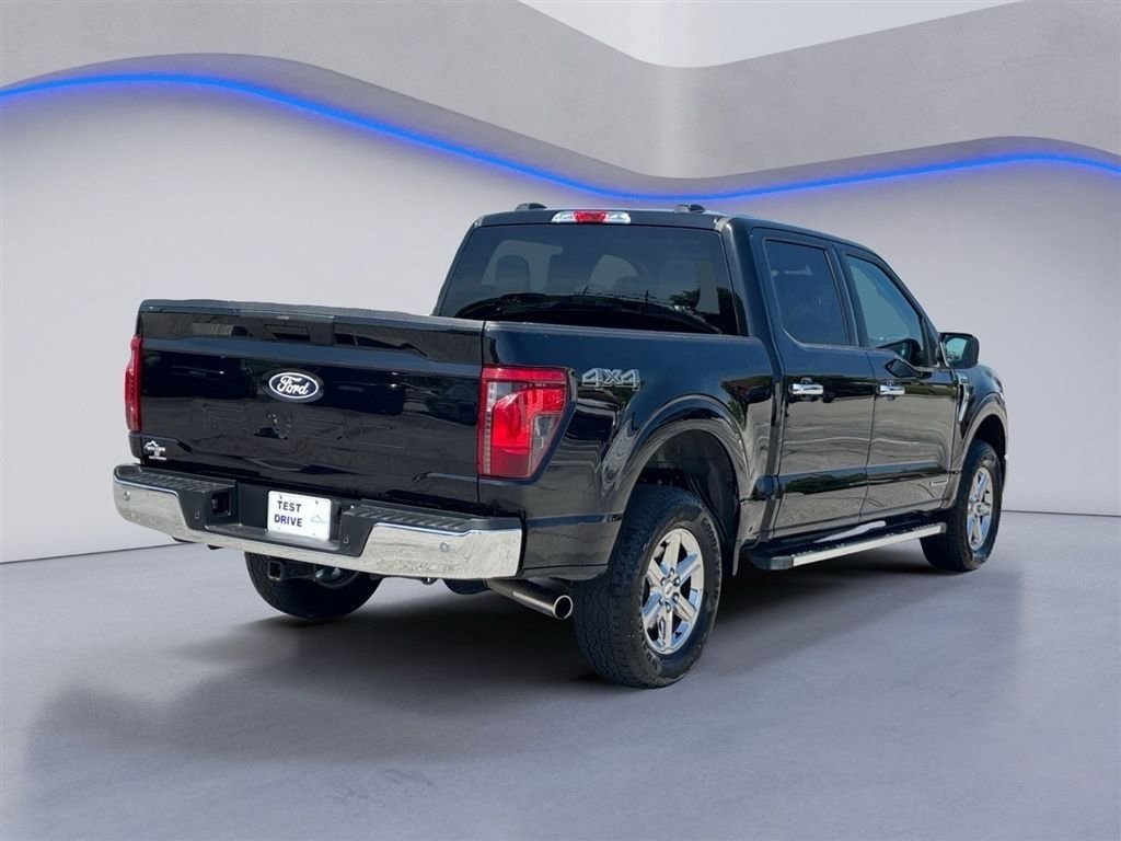 Used 2025 Ford F150 XLT w/ Equipment Group 301A Standard AWD/4WD image 3
