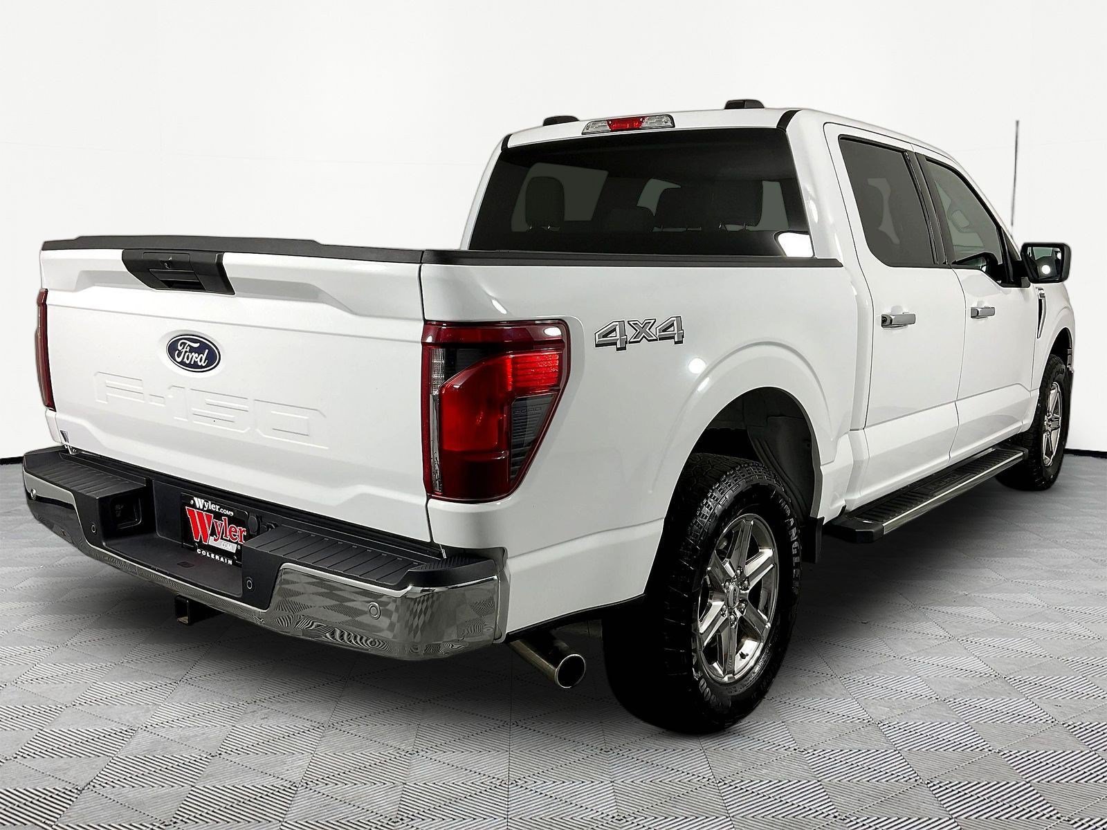 Used 2025 Ford F150 XLT w/ Equipment Group 301A Standard AWD/4WD image 6