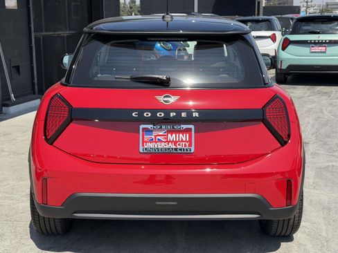 New 2026 MINI Cooper 2-Door Hardtop FWD image 4