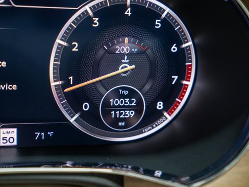 Used 2024 Bentley Continental GT V8 AWD/4WD image 20