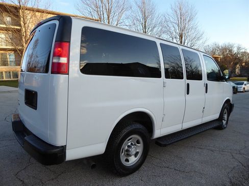 Used 2017 Chevrolet Express 2500 LS image 7
