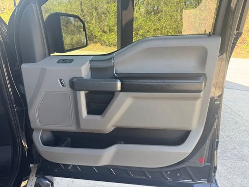 Used 2018 Ford F150 XLT w/ Equipment Group 302A Luxury image 13