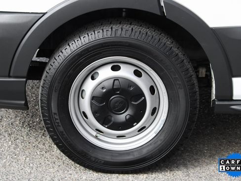 Used 2017 Ford Transit 350 XL image 34